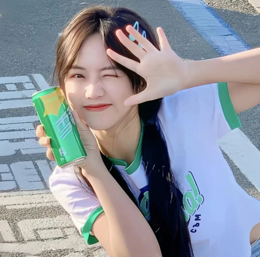 真心喂狗后我娱圈一姐身份被曝光